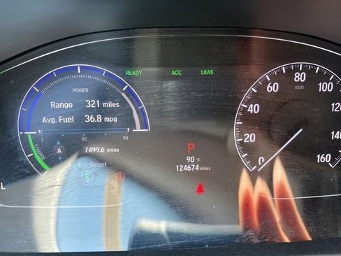 Used 2019 Honda Accord Touring image 18