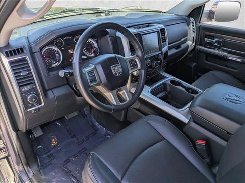 Used 2017 RAM 1500 Laramie w/ Convenience Group AWD/4WD image 9