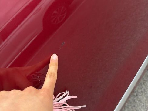 Used 2019 Buick Enclave Essence image 3