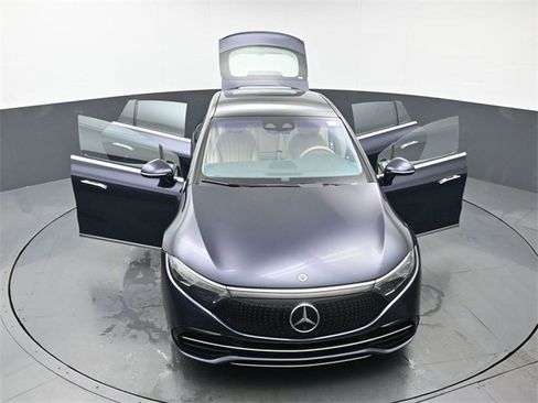 Used 2022 Mercedes-Benz EQS 580 4MATIC Sedan image 56