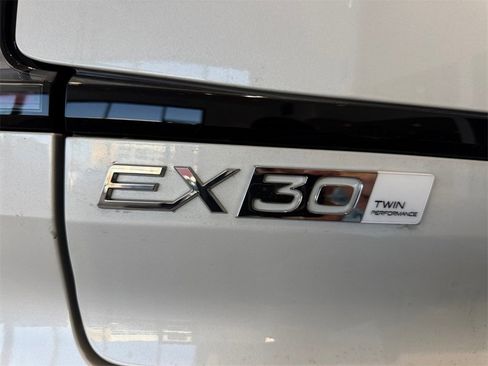 New 2025 Volvo EX30 Plus w/ Protection Package Premier image 8