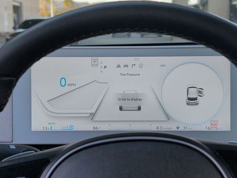 Certified 2024 Hyundai Ioniq 5 SE RWD image 15