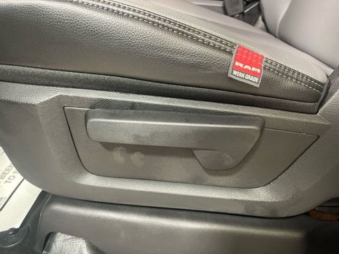 New 2026 RAM 2500 Tradesman w/ Chrome Appearance Group AWD/4WD image 12