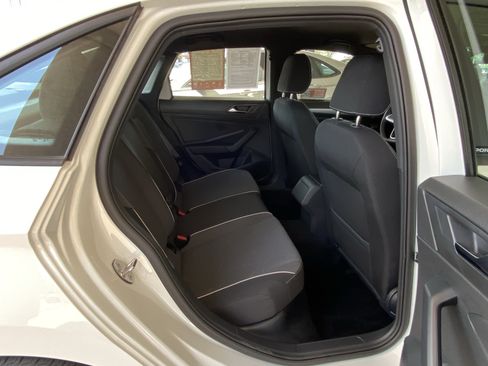 Certified 2026 Volkswagen Jetta Sport FWD image 32