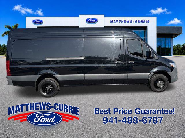 Used 2024 Mercedes-Benz Sprinter 3500 image 3