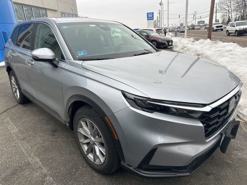 Used 2023 Honda CR-V EX image 1