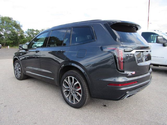 Used 2023 Cadillac XT6 Sport AWD/4WD image 7