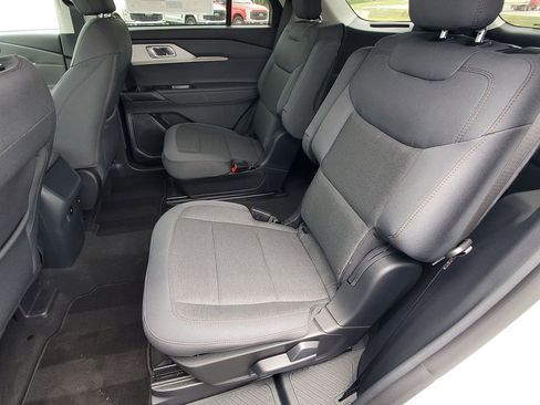 New 2026 Ford Explorer Active RWD image 24