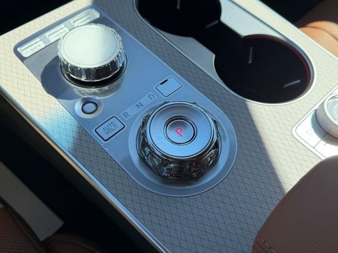 New 2026 Genesis GV80 3.5T Advanced image 12