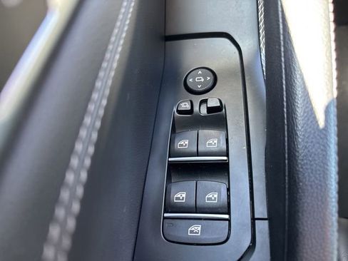 Used 2022 BMW X6 xDrive40i AWD/4WD image 17