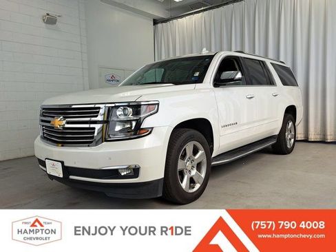 Used 2019 Chevrolet Suburban Premier AWD/4WD image 1