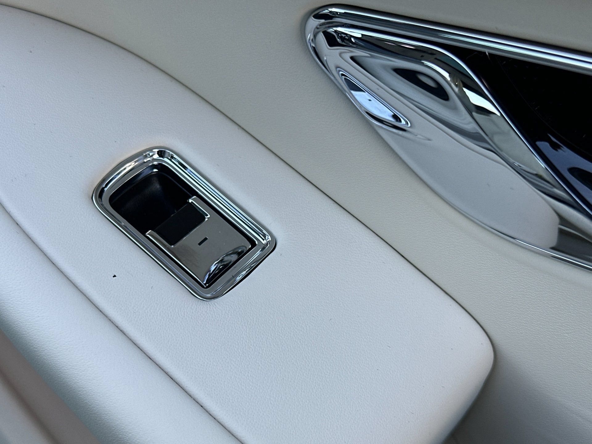 New 2026 Bentley Continental GT Azure AWD/4WD image 18