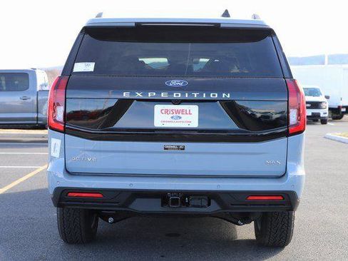 New 2026 Ford Expedition Max Active image 4