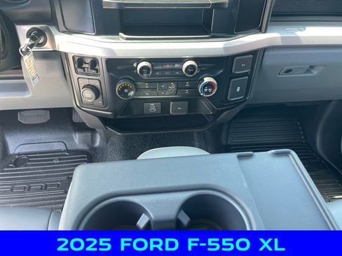New 2025 Ford F550 4x4 Regular Cab Super Duty w/ XL Chrome Package image 10