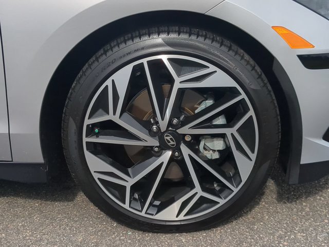 Used 2025 Hyundai Ioniq 6 SEL RWD image 10