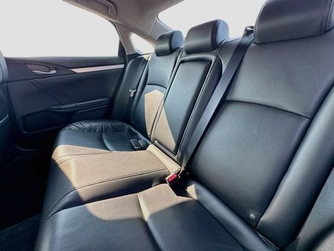 Used 2019 Honda Civic EX-L image 29