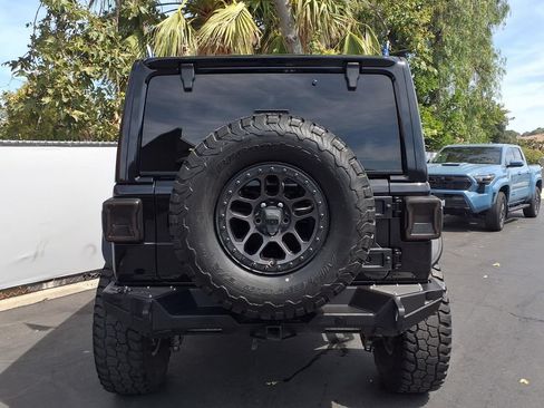 Used 2022 Jeep Wrangler Unlimited Sport AWD/4WD image 6