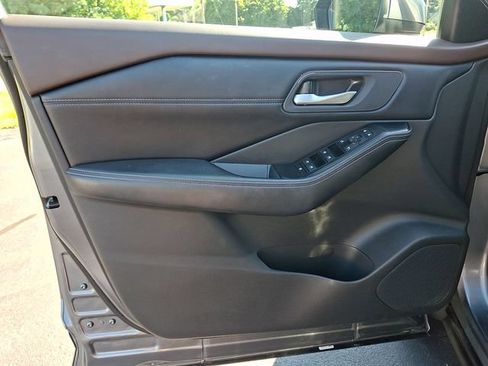 Certified 2023 Nissan Rogue SV w/ SV Premium B Package AWD/4WD image 13