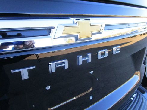 Used 2021 Chevrolet Tahoe LT image 12