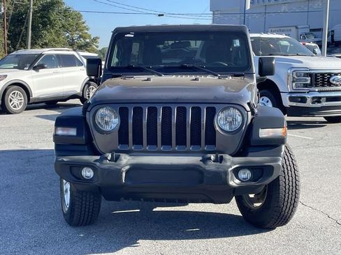 Used 2019 Jeep Wrangler Unlimited Sport S image 8