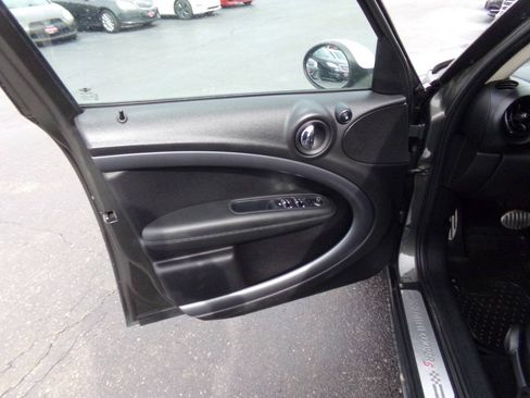 Used 2014 MINI Cooper Countryman S w/ Premium Package FWD image 8