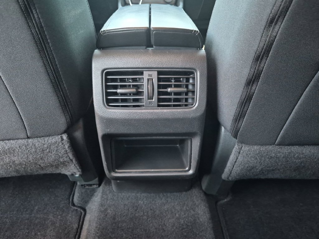 Used 2023 Nissan Rogue S FWD image 36
