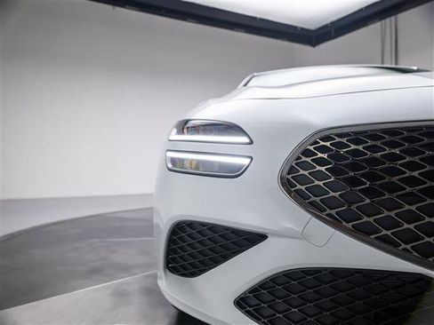 New 2026 Genesis G70 2.5T image 14