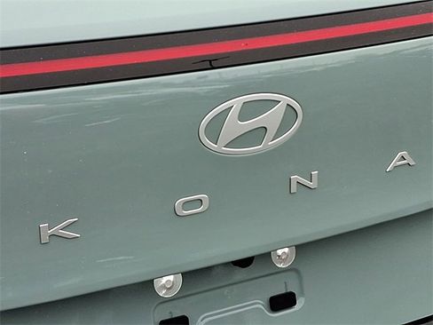 New 2026 Hyundai Kona SE image 10