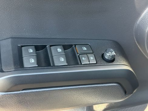 Used 2023 Toyota Tacoma SR AWD/4WD image 16