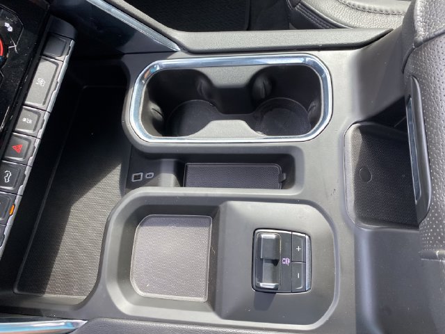 Used 2025 GMC Sierra 3500 Denali w/ Technology Package AWD/4WD image 19