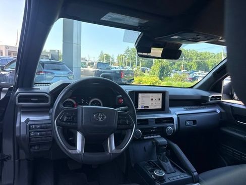 Used 2025 Toyota Tacoma TRD Off-Road AWD/4WD image 26