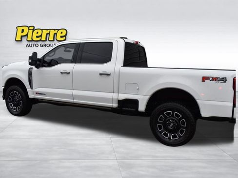 Used 2024 Ford F350 Platinum w/ FX4 Off-Road Package image 19