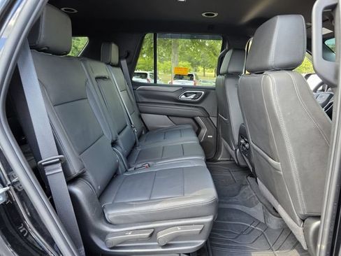 Used 2024 Chevrolet Tahoe Z71 w/ Luxury Package AWD/4WD image 30