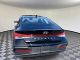 Used 2024 Hyundai Elantra SEL image 5