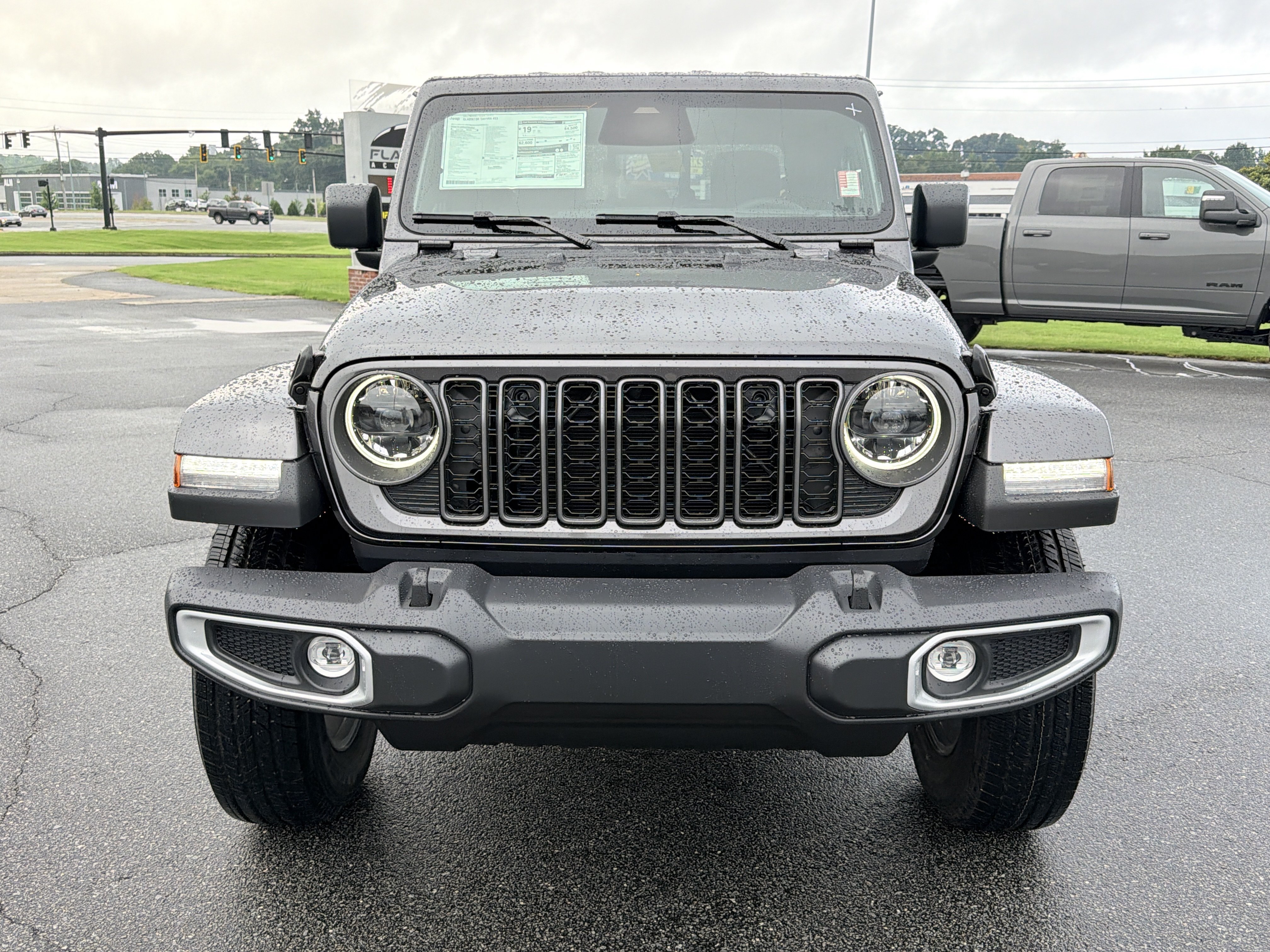 New 2026 Jeep Gladiator Sport AWD/4WD image 3