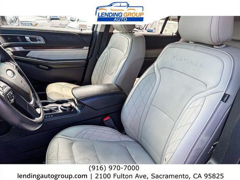 Used 2017 Ford Explorer Platinum AWD/4WD image 16
