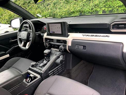 Used 2024 Toyota Tacoma TRD Off-Road AWD/4WD image 14