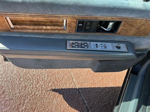 Used 1986 Buick Electra Park Avenue image 8