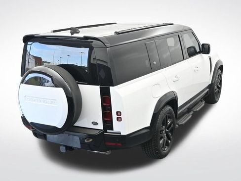 Used 2023 Land Rover Defender 130 X-Dynamic SE AWD/4WD image 24