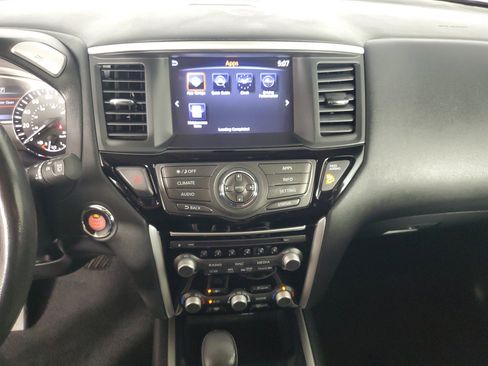 Used 2018 Nissan Pathfinder SV w/ Cargo Package FWD image 16