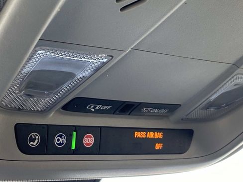 Used 2018 Chevrolet Malibu LT w/ LPO, Convenience Package 2 FWD image 27