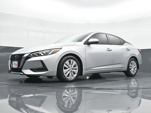 Used 2022 Nissan Sentra S image 17