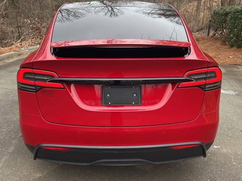 Used 2023 Tesla Model X image 7