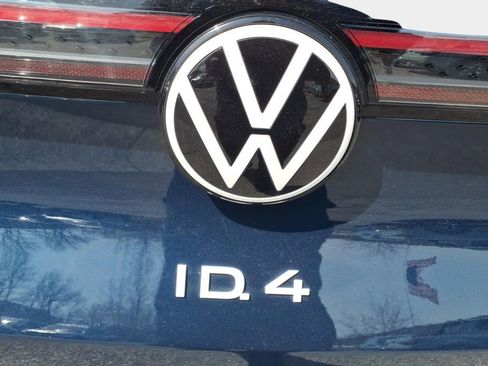 Used 2023 Volkswagen ID.4 Pro image 30