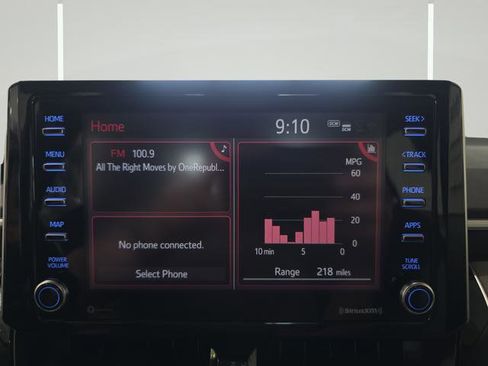 Used 2021 Toyota Corolla LE FWD image 18