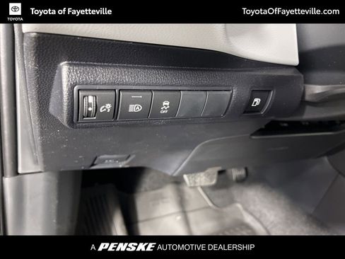Used 2026 Toyota Corolla SE image 25