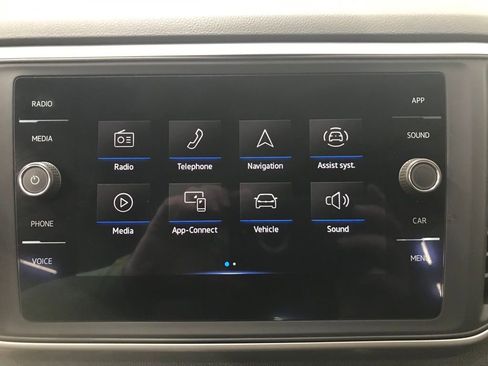 Used 2021 Volkswagen Atlas Cross Sport SE image 18