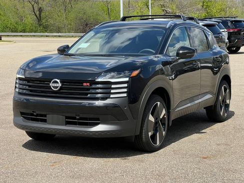 New 2026 Nissan Kicks SR w/ Cold Weather Package AWD/4WD image 42
