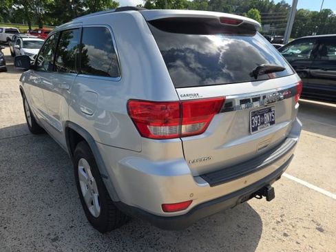 Used 2011 Jeep Grand Cherokee Laredo RWD image 11