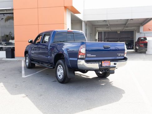Used 2014 Toyota Tacoma PreRunner image 13